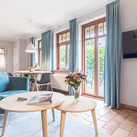 Hébergement de vacances Ferienhaussiedlung Strandperlen Buchenhof 1d Wustrow (Fischland)