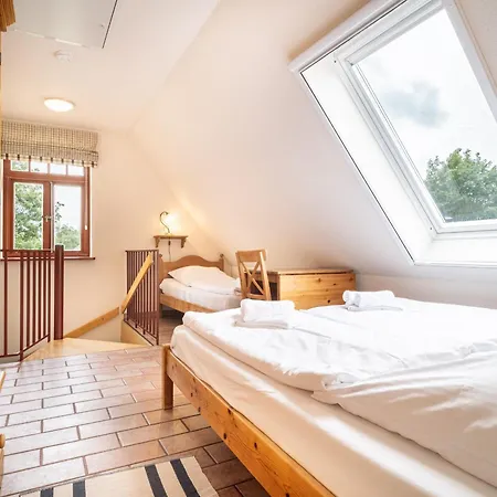 Ferienhaussiedlung Strandperlen Buchenhof 1d * Wustrow (Fischland)